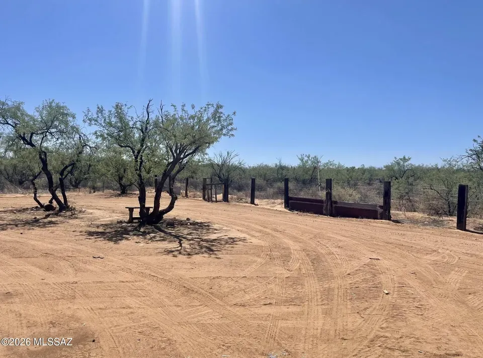 3 Bed 2 Bath Established Mid-Century Residence in Tucson, AZ - 2