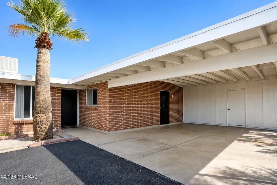 3 Bed 2 Bath Established Mid-Century Residence in Tucson, AZ - 4