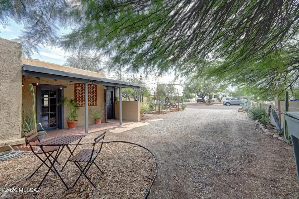 3 Bed 2 Bath Established Mid-Century Residence in Tucson, AZ - 3