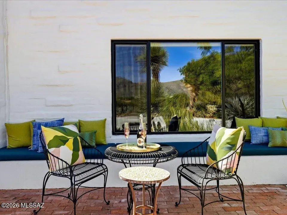 3 Bed 2 Bath Established Mid-Century Residence in Tucson, AZ - 2