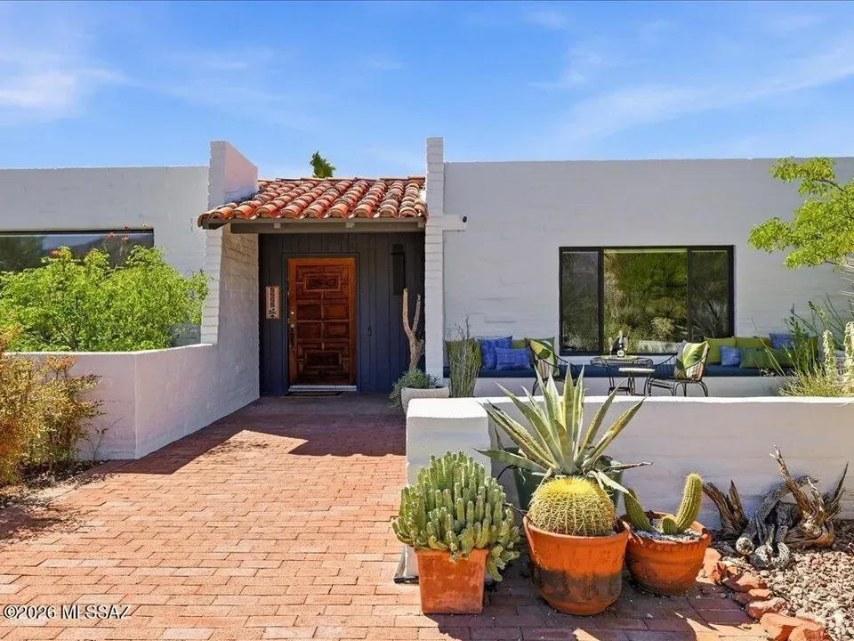 3 Bed 2 Bath Established Mid-Century Residence in Tucson, AZ - 3