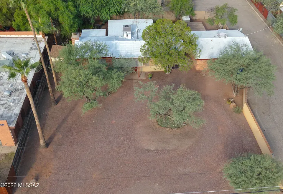 3 Bed 2 Bath Established Mid-Century Residence in Tucson, AZ - 2