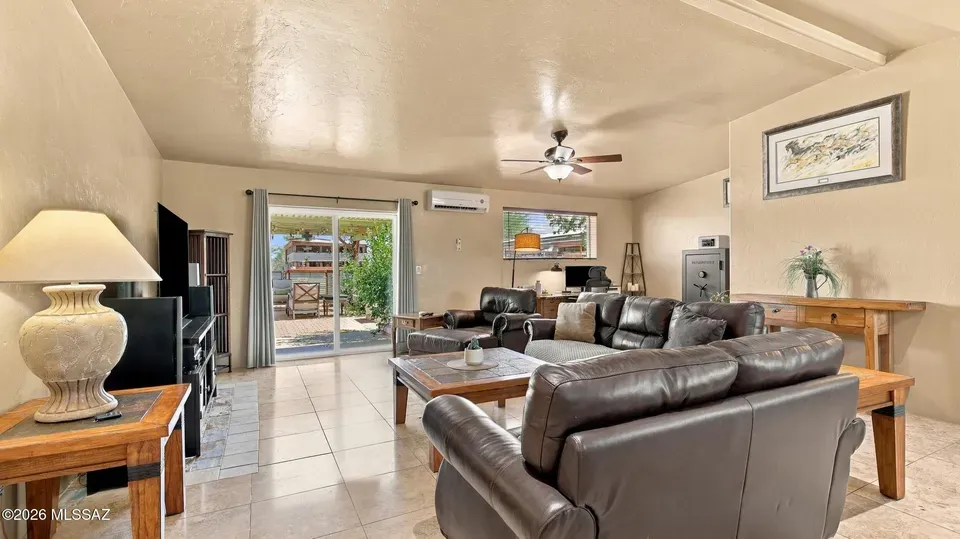 3 Bed 2 Bath Established Mid-Century Residence in Tucson, AZ - 5