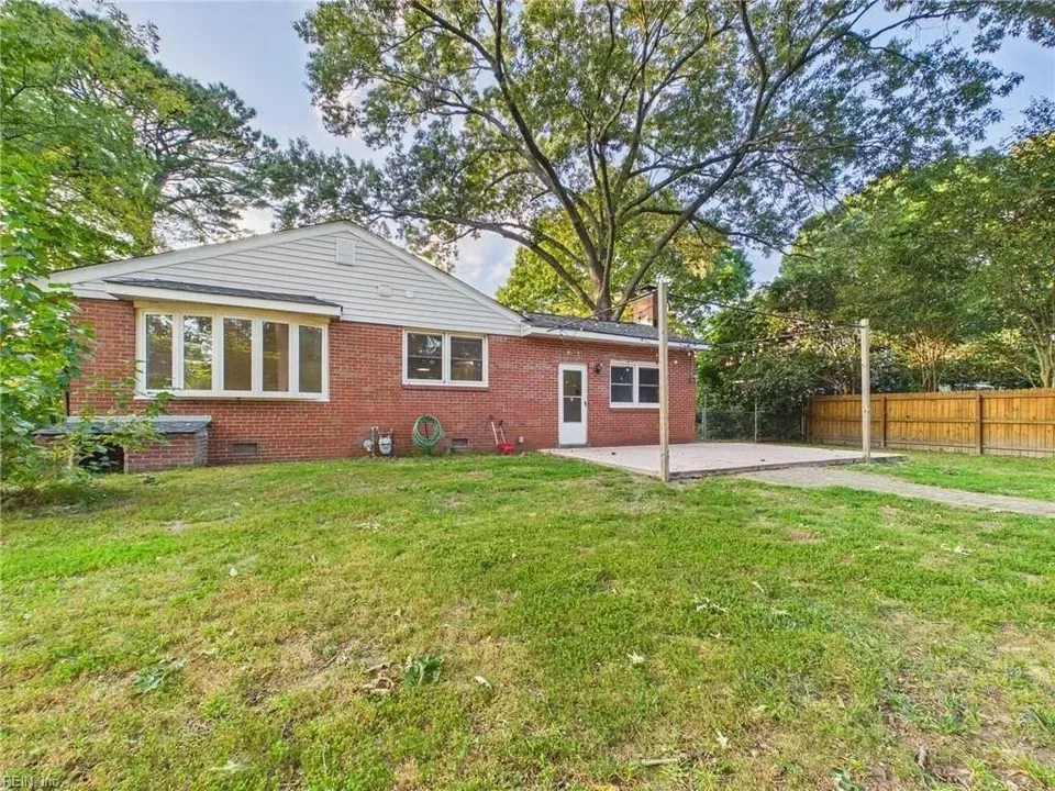3 Bed 2 Bath Established Mid-Century Residence in Virginia Beach, VA - 3