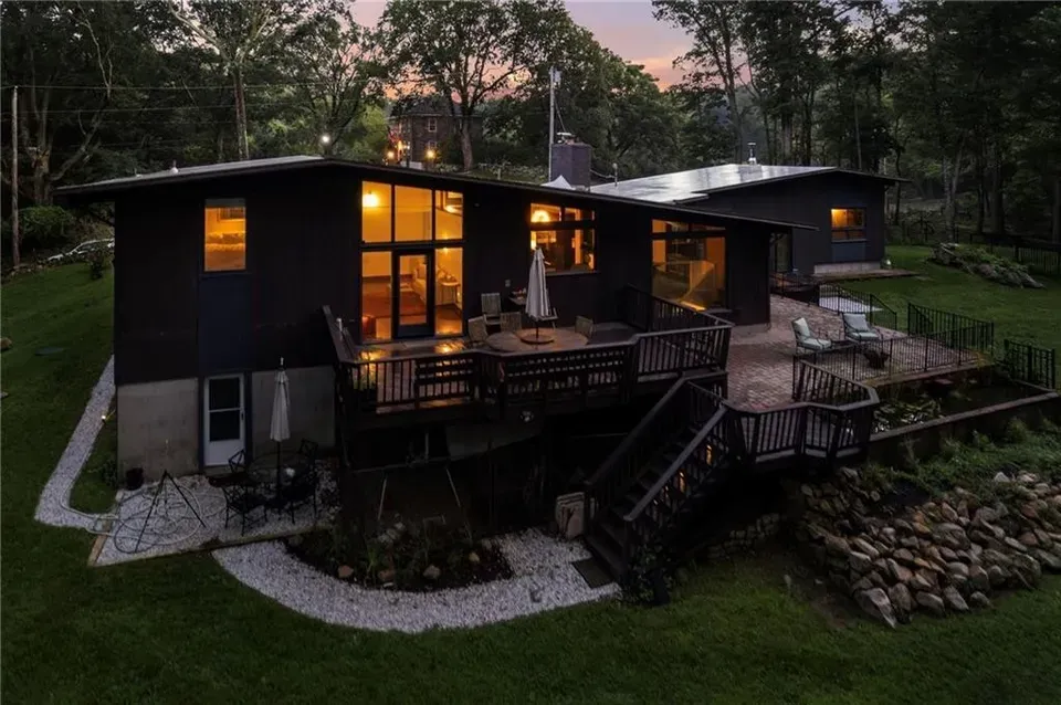 3 Bed 2 Bath Established Mid-Century Residence in Warwick, RI - 3