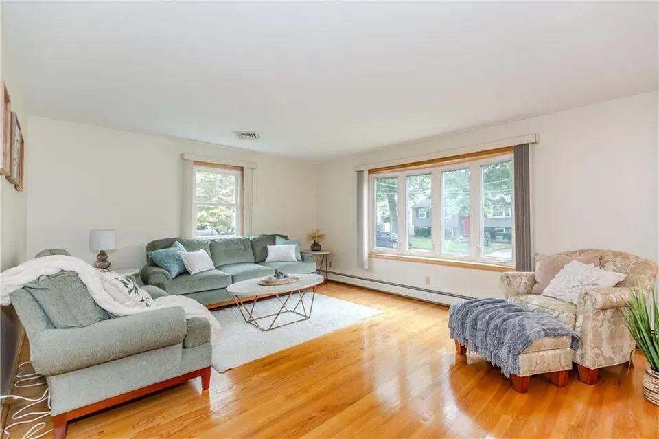 3 Bed 2 Bath Established Mid-Century Residence in Warwick, RI - 4