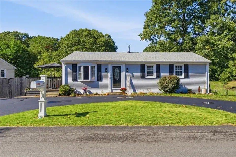 3 Bed 2 Bath Established Mid-Century Residence in Warwick, RI - 2