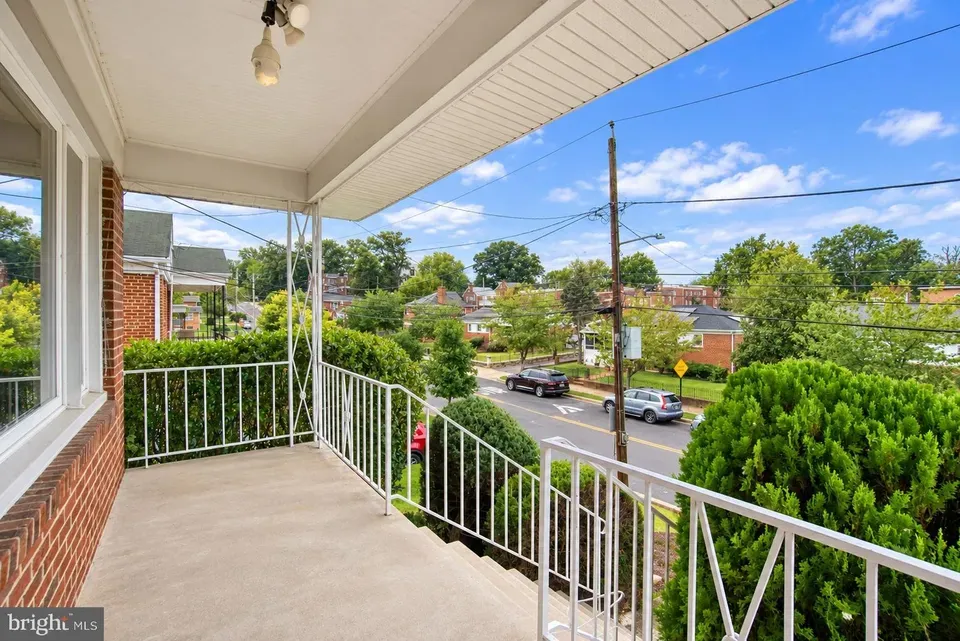 3 Bed 2 Bath Established Mid-Century Residence in Washington, DC - 2