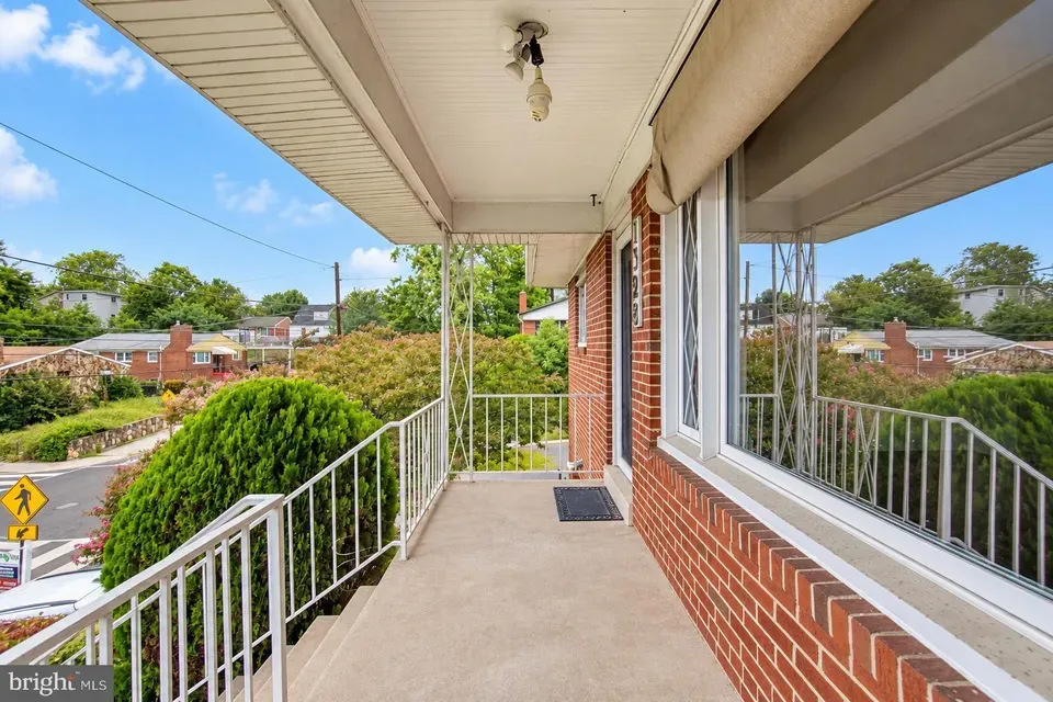 3 Bed 2 Bath Established Mid-Century Residence in Washington, DC - 3