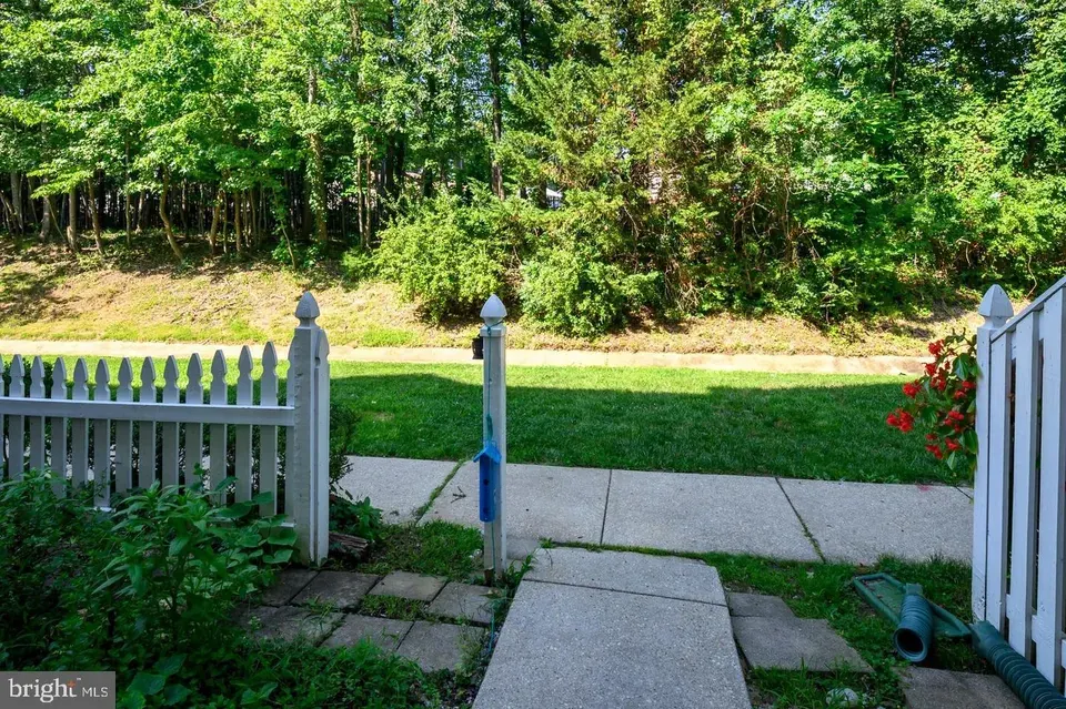 3 Bed 2 Bath Established Multi-Level Townhouse in Annapolis, MD - 2