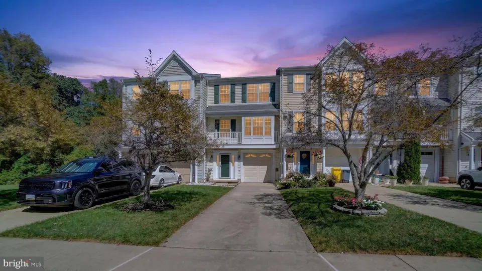 3 Bed 2 Bath Established Multi-Level Townhouse in Annapolis, MD