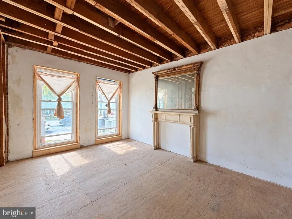 3 Bed 2 Bath Established Multi-Level Townhouse in Baltimore, MD - 3