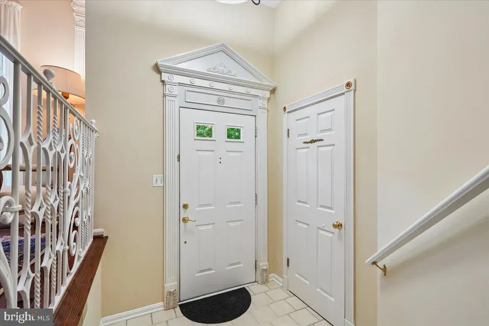 3 Bed 2 Bath Established Multi-Level Townhouse in Bethesda, MD - 4