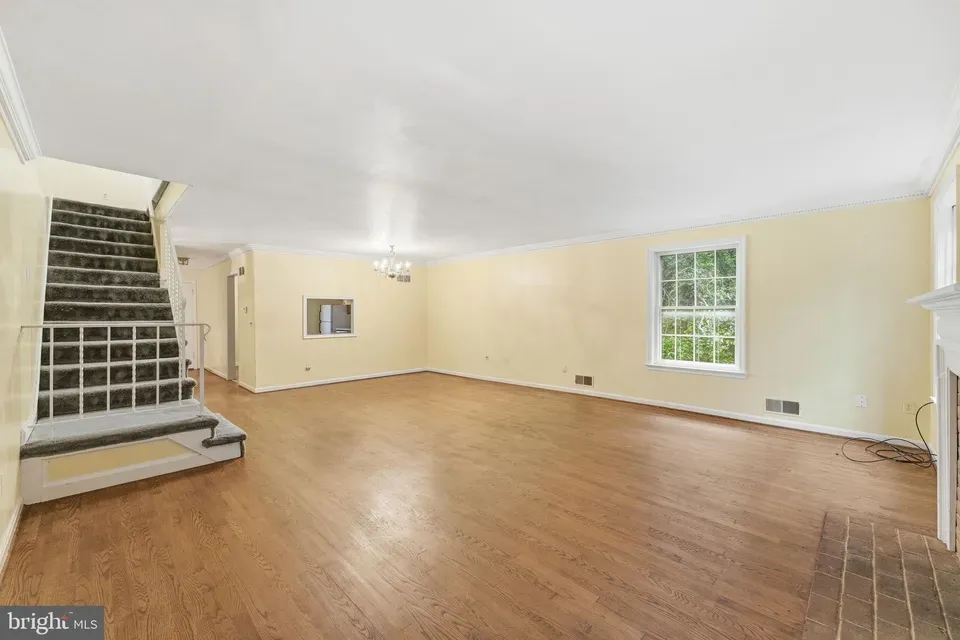 3 Bed 2 Bath Established Multi-Level Townhouse in Bethesda, MD - 3