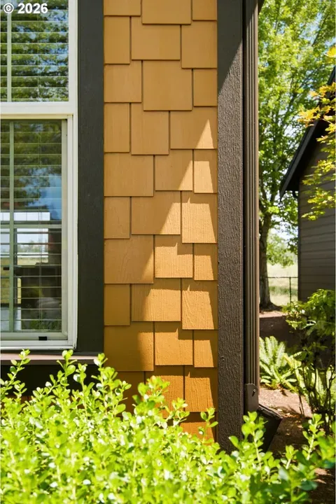3 Bed 2 Bath Established Multi-Level Townhouse in Hillsboro, OR - 3