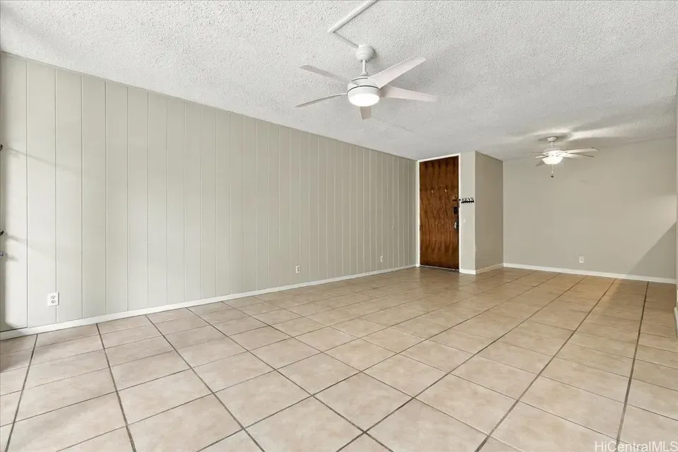 3 Bed 2 Bath Established Multi-Level Townhouse in Kailua, HI - 5