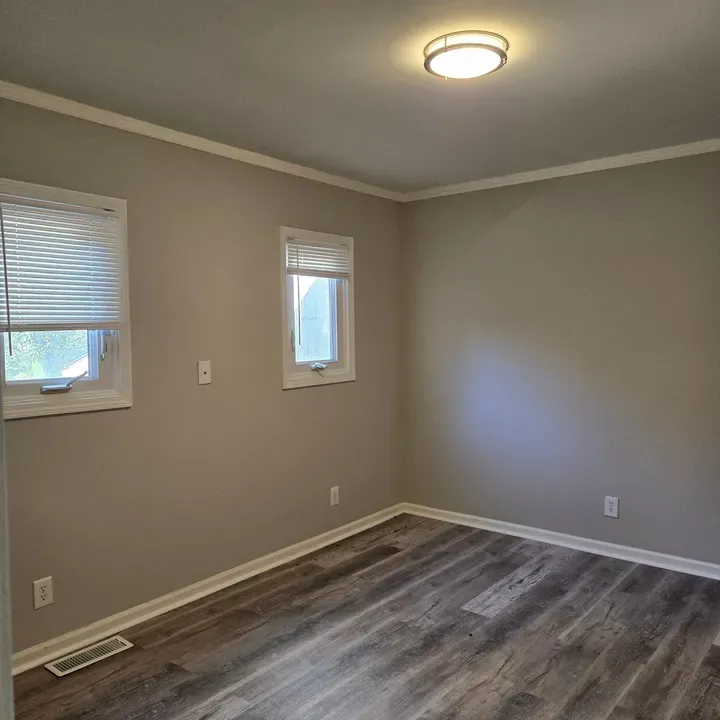 3 Bed 2 Bath Established Multi-Level Townhouse in Kansas City, KS - 4