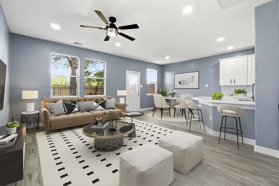 3 Bed 2 Bath Established Multi-Level Townhouse in League City, TX - 1