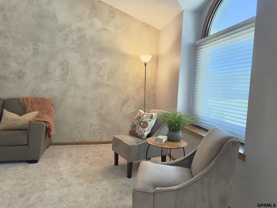 3 Bed 2 Bath Established Multi-Level Townhouse in Lincoln, NE - 4
