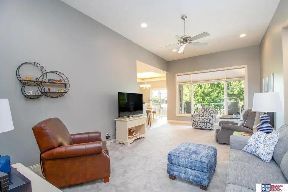 3 Bed 2 Bath Established Multi-Level Townhouse in Lincoln, NE - 4