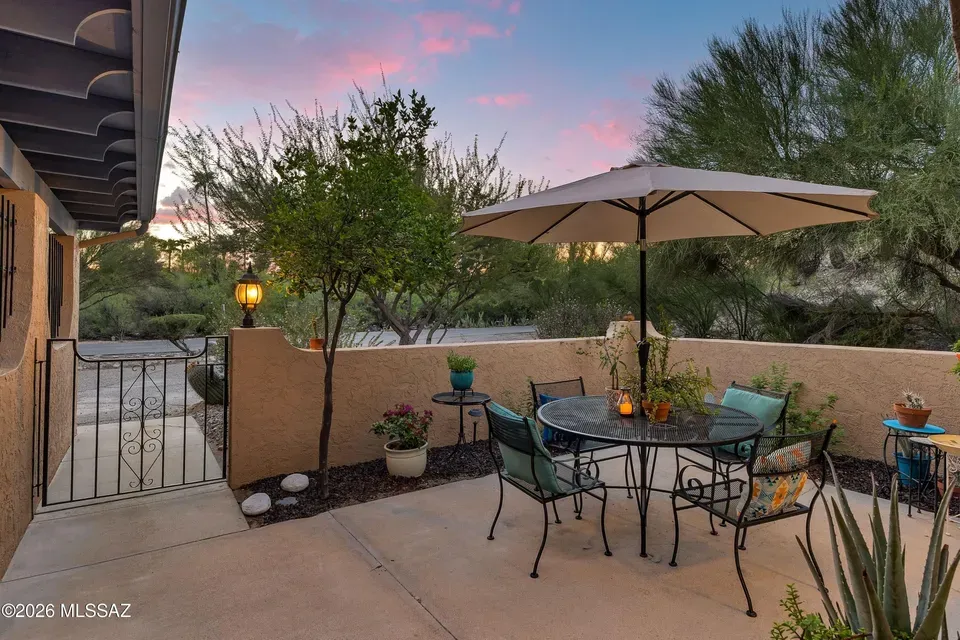 3 Bed 2 Bath Established Multi-Level Townhouse in Tucson, AZ - 4