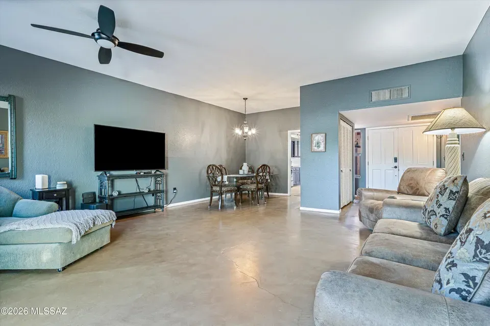 3 Bed 2 Bath Established Multi-Level Townhouse in Tucson, AZ - 5