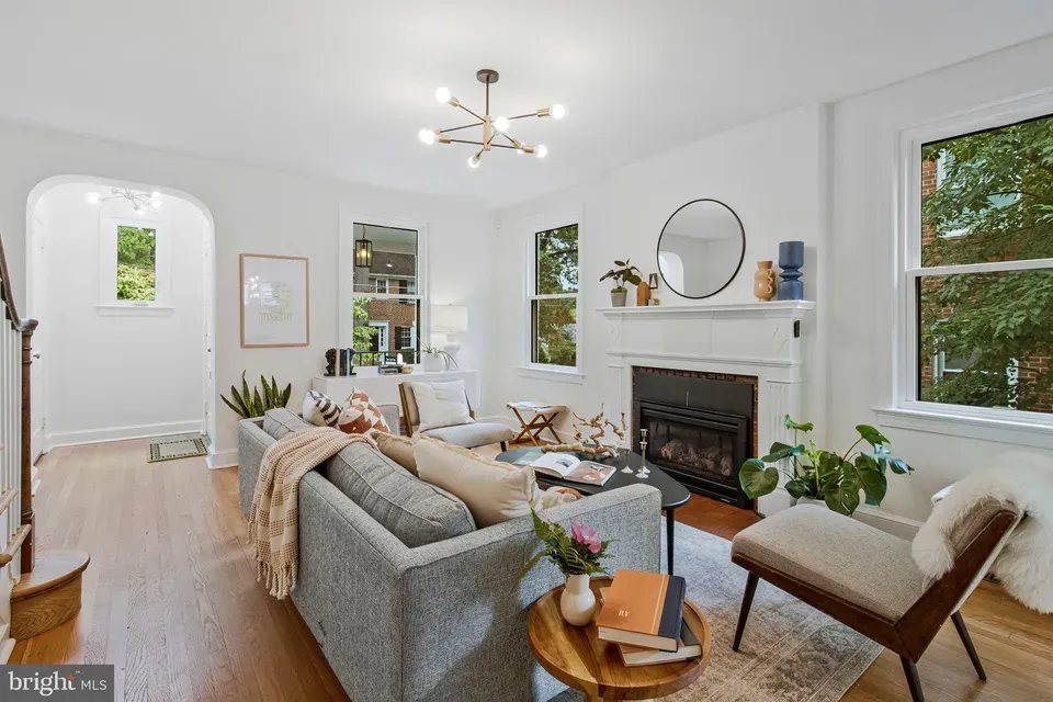 3 Bed 2 Bath Established Multi-Level Townhouse in Washington, DC - 4