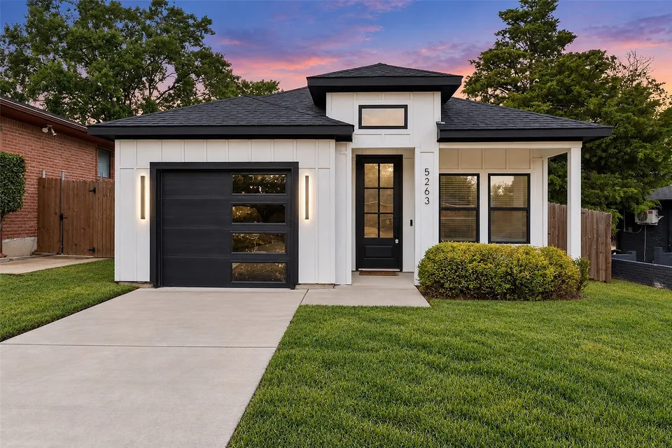 3 Bed 2 Bath Mediterranean Revival in Dallas, TX