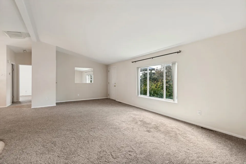 Interior view 2