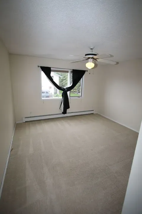 3 Bed 2 Bath Modern Contemporary Residence in Anchorage, AK - 4