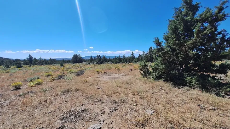 3 Bed 2 Bath Modern Contemporary Residence in Bend, OR - 5