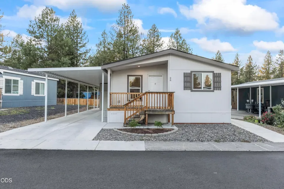 3 Bed 2 Bath Modern Contemporary Residence in Bend, OR - 1