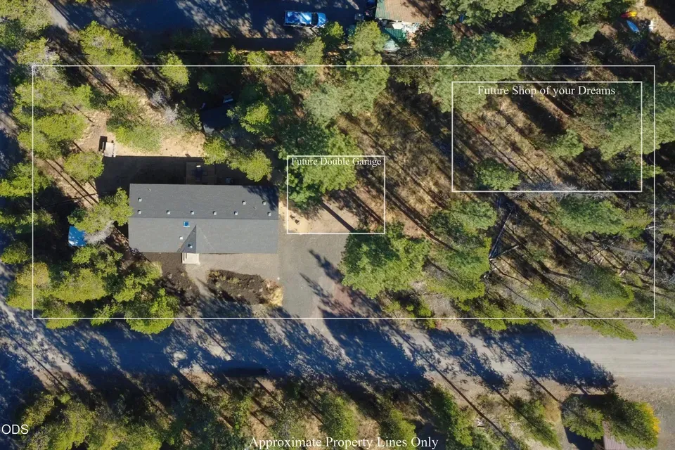 3 Bed 2 Bath Modern Contemporary Residence in Bend, OR