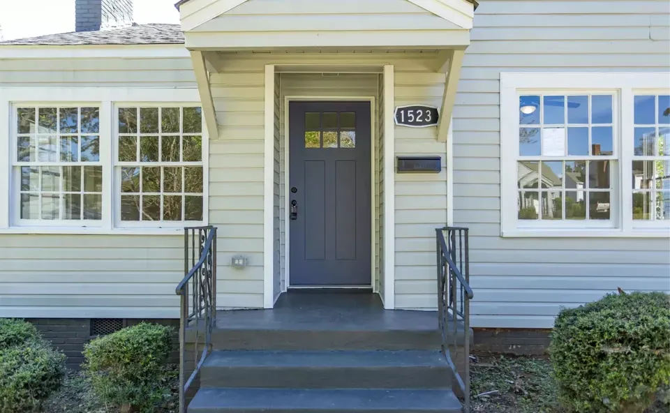 3 Bed 2 Bath Modern Contemporary Residence in Birmingham, AL - 4
