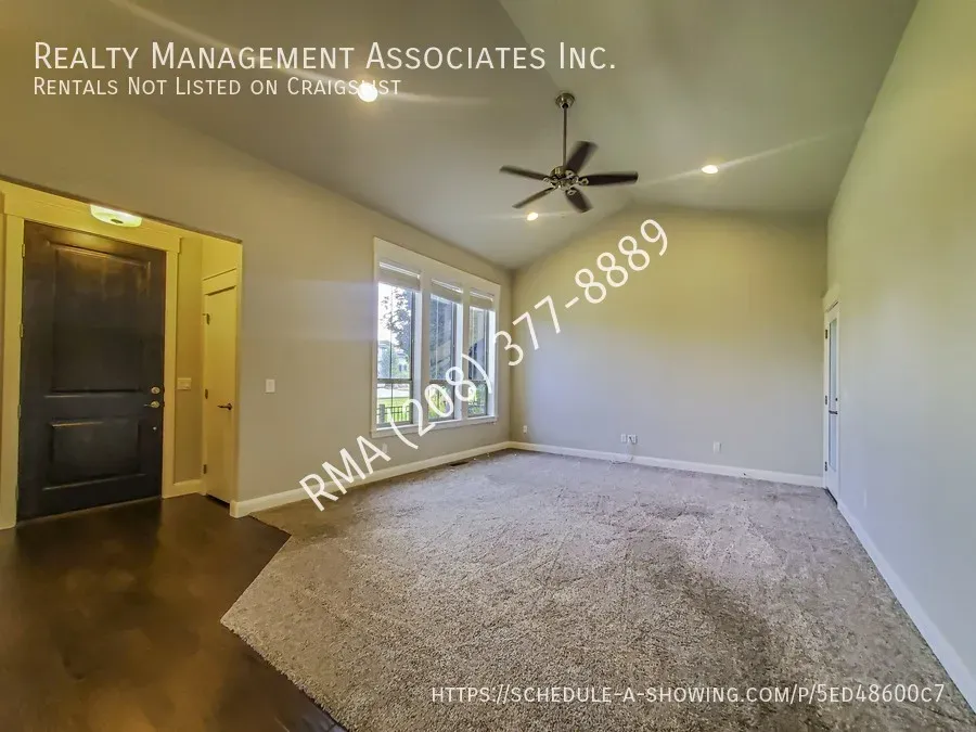 3 Bed 2 Bath Modern Contemporary Residence in Boise, ID - 3
