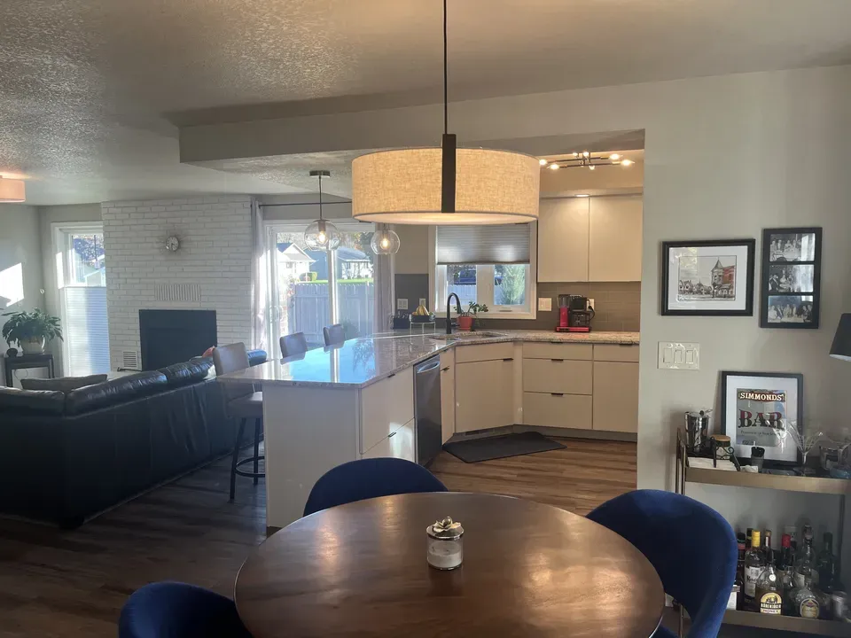 3 Bed 2 Bath Modern Contemporary Residence in Boise, ID - 5