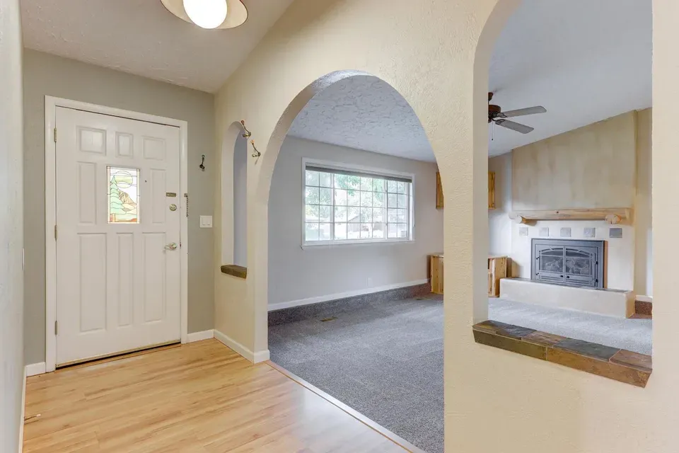 3 Bed 2 Bath Modern Contemporary Residence in Boise, ID - 2