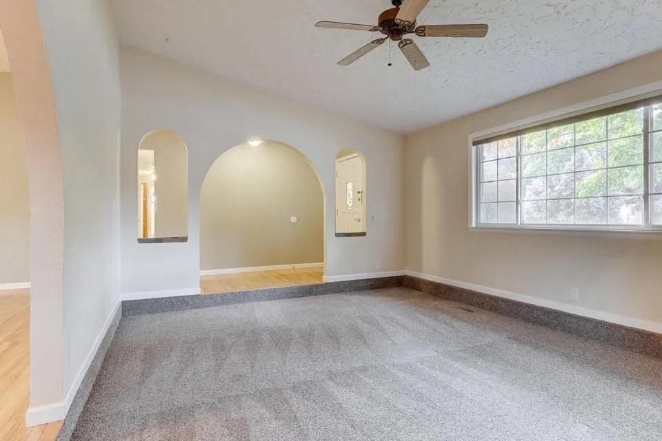 3 Bed 2 Bath Modern Contemporary Residence in Boise, ID - 5