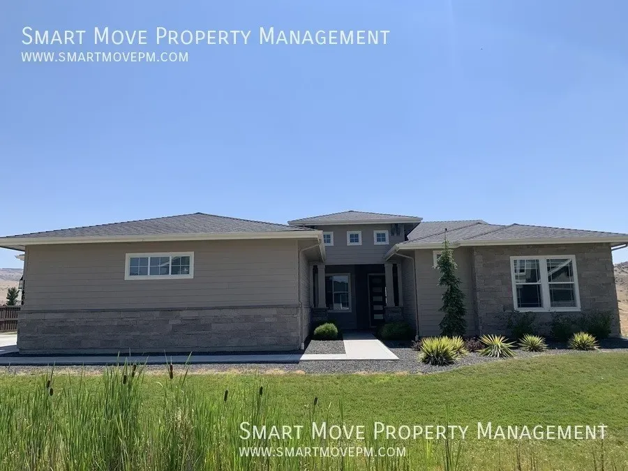 3 Bed 2 Bath Modern Contemporary Residence in Boise, ID - 2