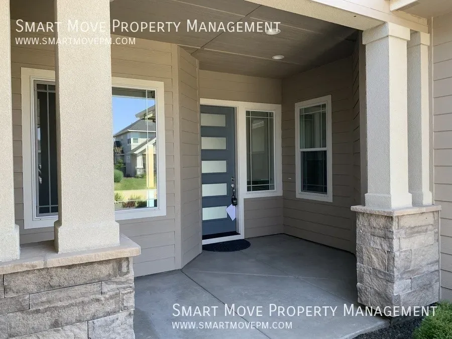 3 Bed 2 Bath Modern Contemporary Residence in Boise, ID - 5