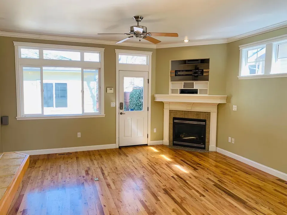3 Bed 2 Bath Modern Contemporary Residence in Boise, ID - 4