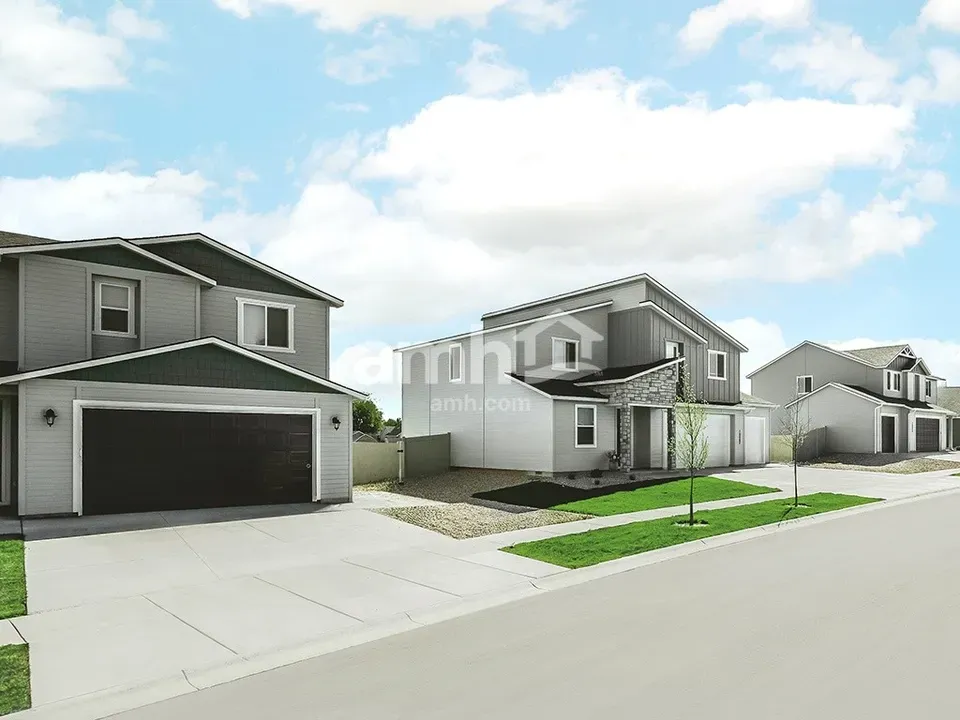 3 Bed 2 Bath Modern Contemporary Residence in Boise, ID - 4