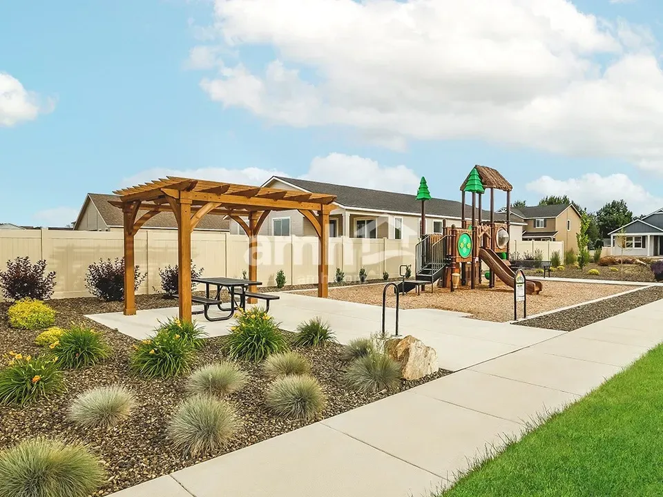 3 Bed 2 Bath Modern Contemporary Residence in Boise, ID - 5
