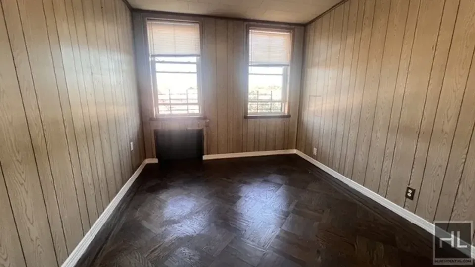 3 Bed 2 Bath Modern Contemporary Residence in Brooklyn, NY - 5