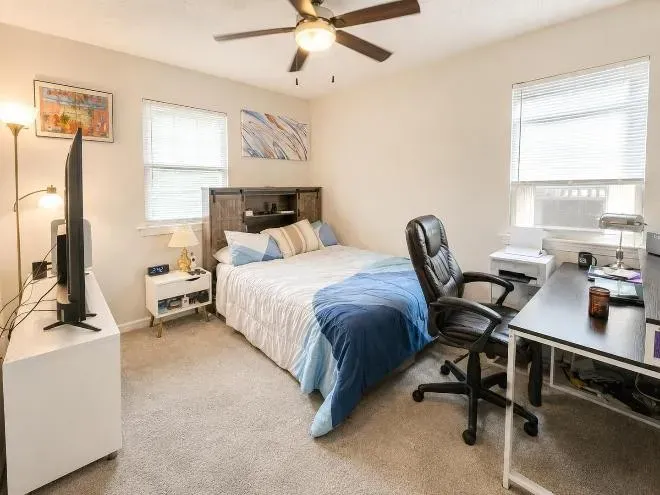 3 Bed 2 Bath Modern Contemporary Residence in Chesapeake, VA - 2