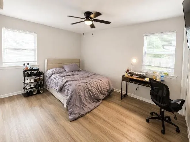 3 Bed 2 Bath Modern Contemporary Residence in Chesapeake, VA - 4