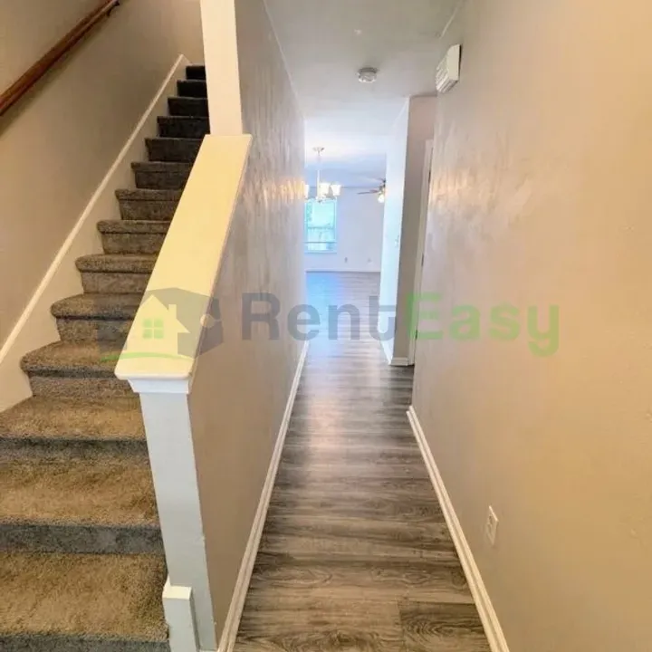 3 Bed 2 Bath Modern Contemporary Residence in Chesapeake, VA - 2