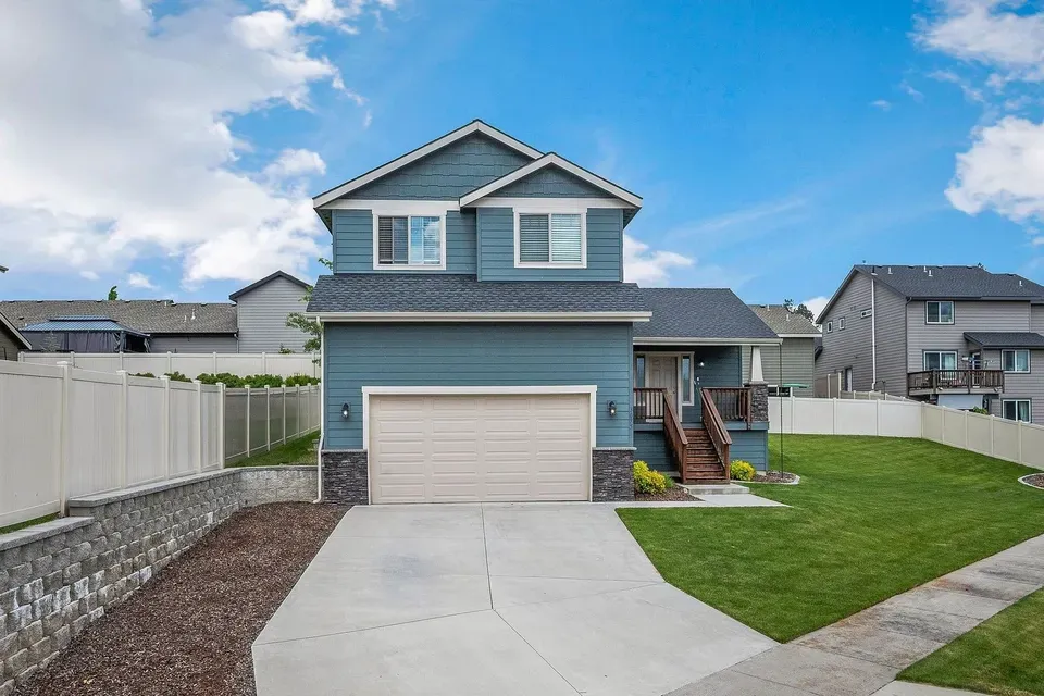 3 Bed 2 Bath Modern Contemporary Residence in Coeur d Alene, ID