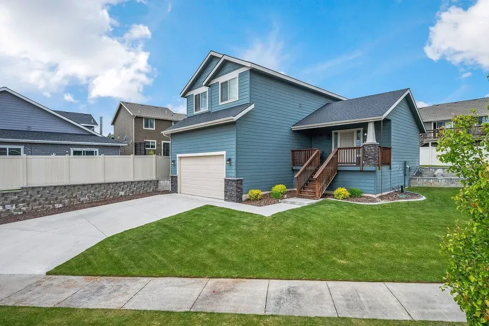 3 Bed 2 Bath Modern Contemporary Residence in Coeur d Alene, ID - 2
