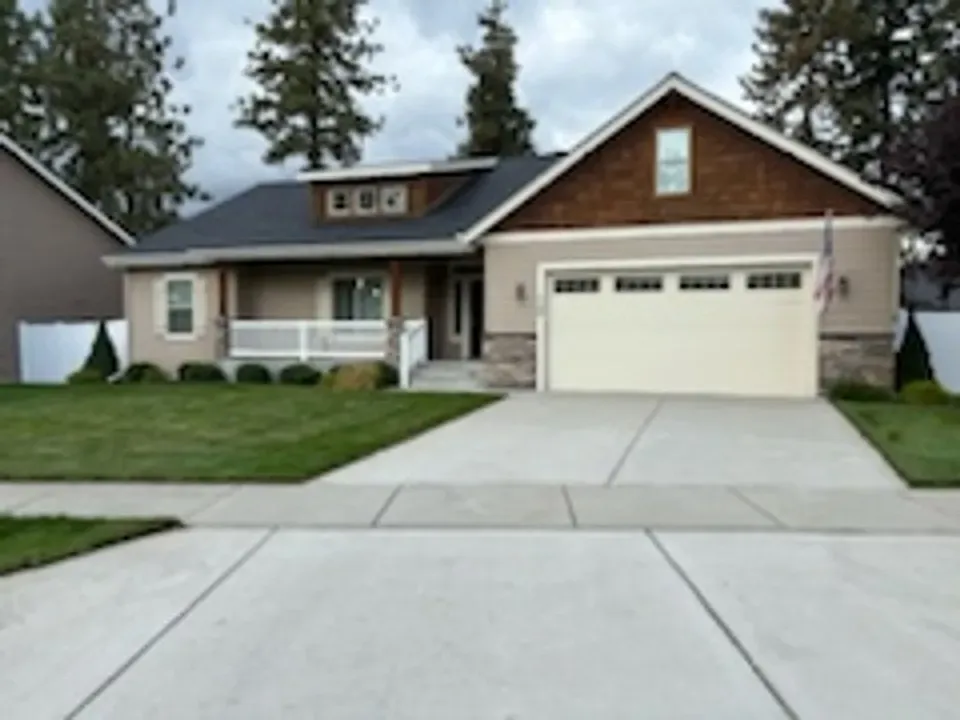 3 Bed 2 Bath Modern Contemporary Residence in Coeur d Alene, ID - 2